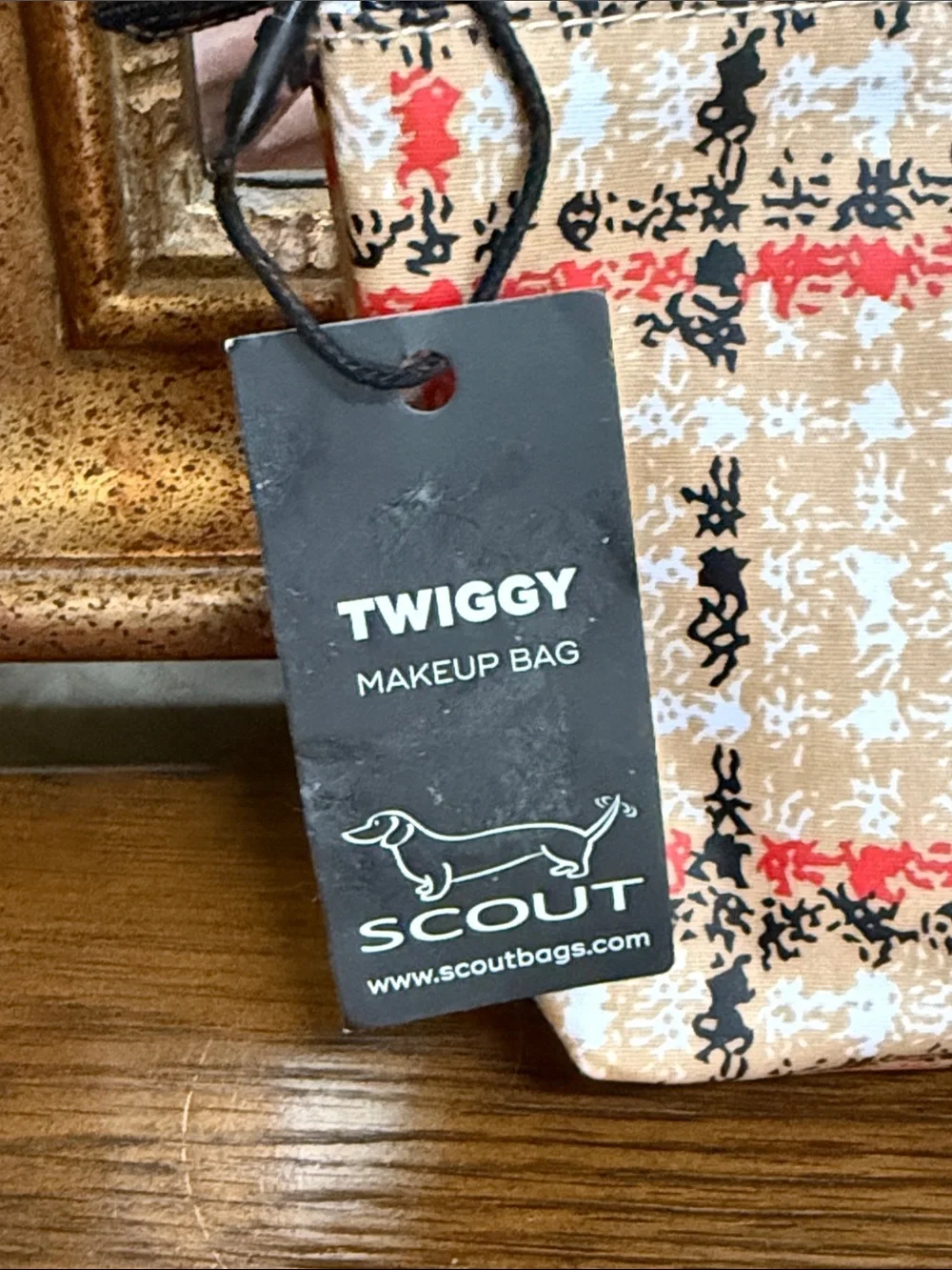Scout Twiggy Makeup Bag in Tan, Red, Black & White.